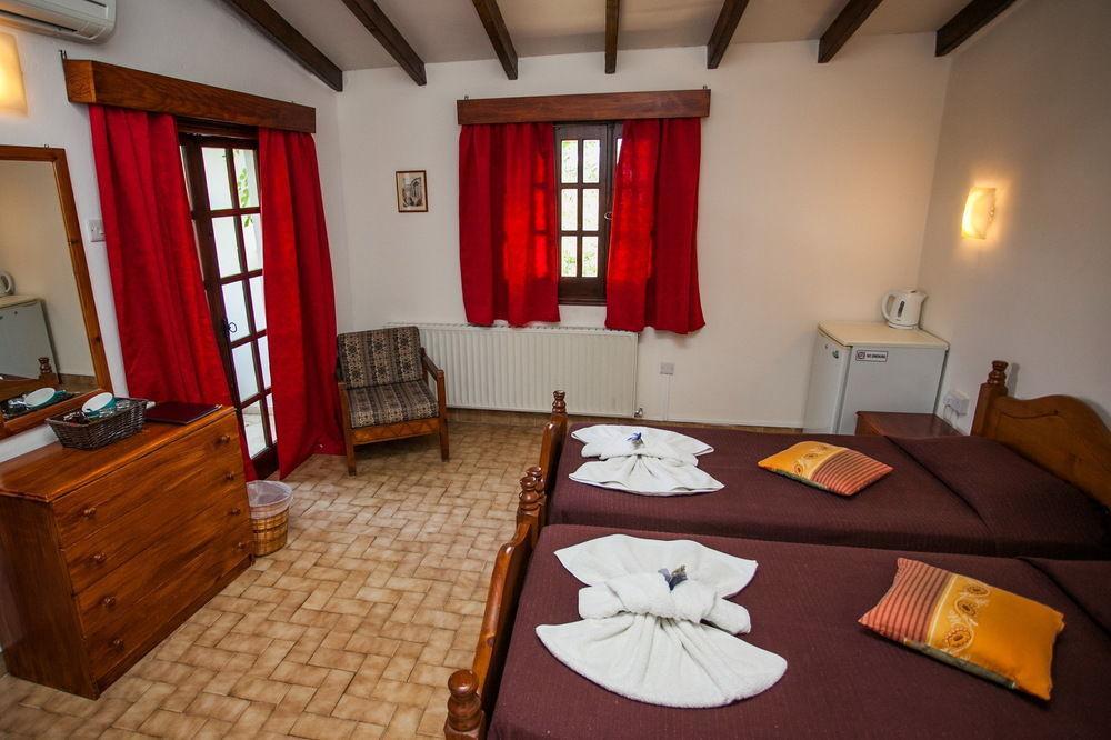 Vasilias Nikoklis Inn Никоклия Экстерьер фото