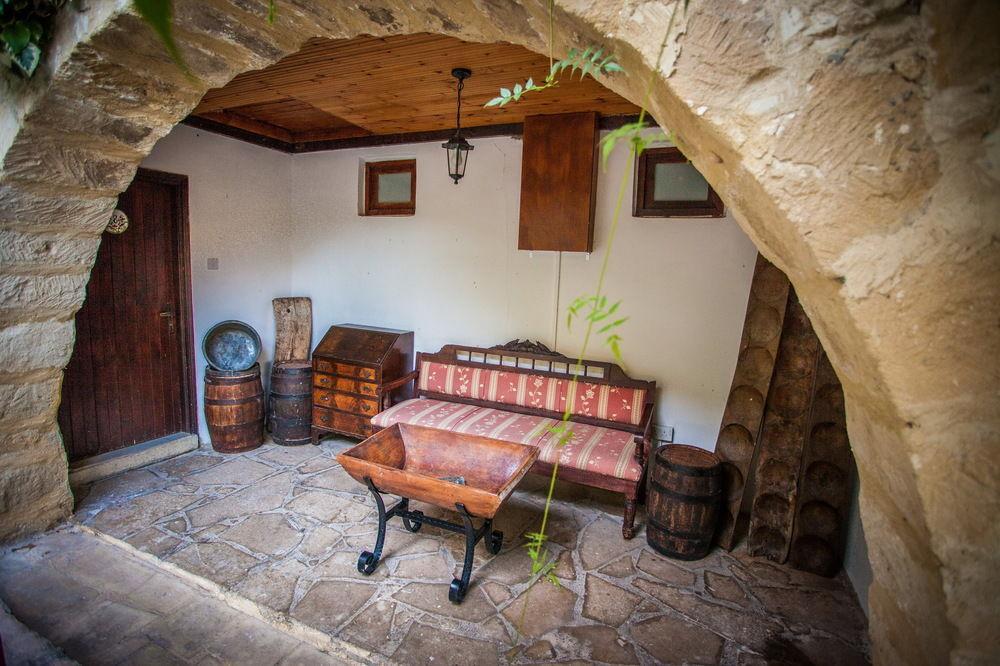 Vasilias Nikoklis Inn Никоклия Экстерьер фото