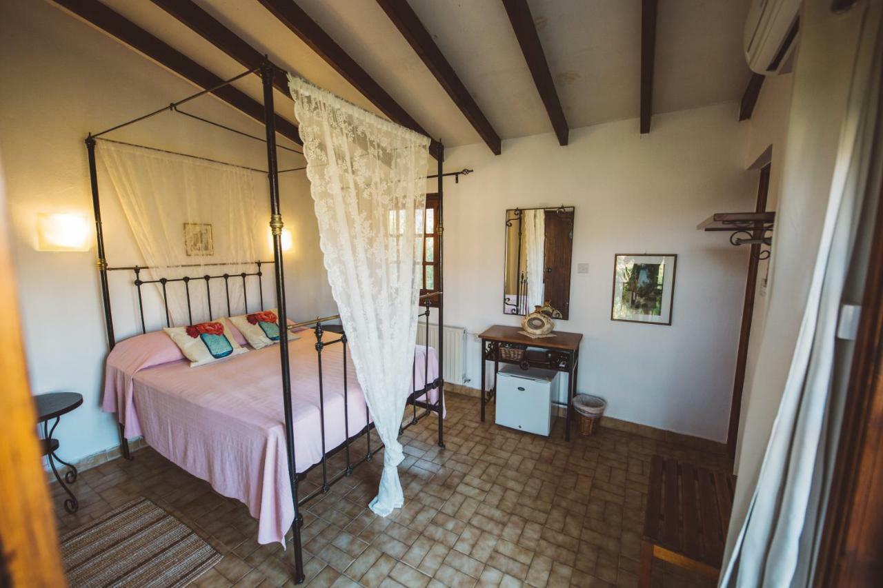Vasilias Nikoklis Inn Никоклия Экстерьер фото